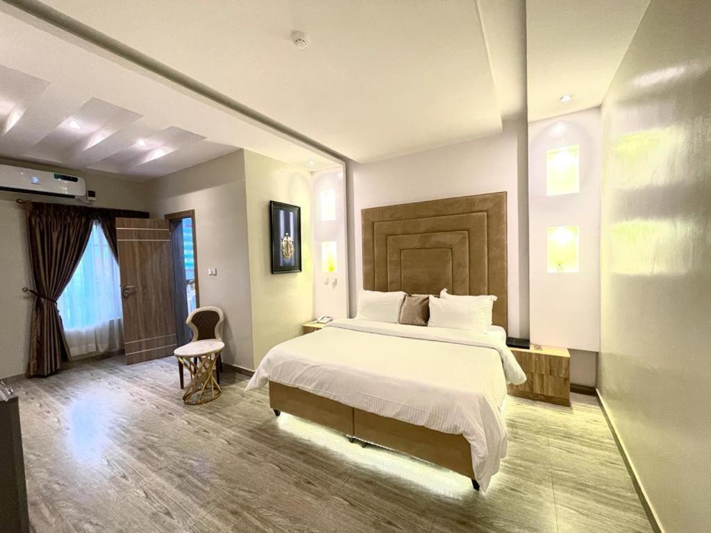 God'S Touch Apartments Signature Λάγος Εξωτερικό φωτογραφία