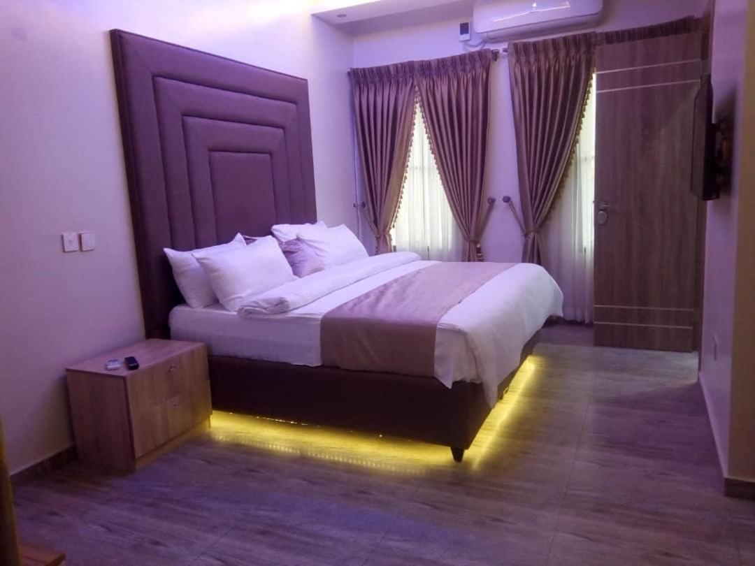 God'S Touch Apartments Signature Λάγος Εξωτερικό φωτογραφία