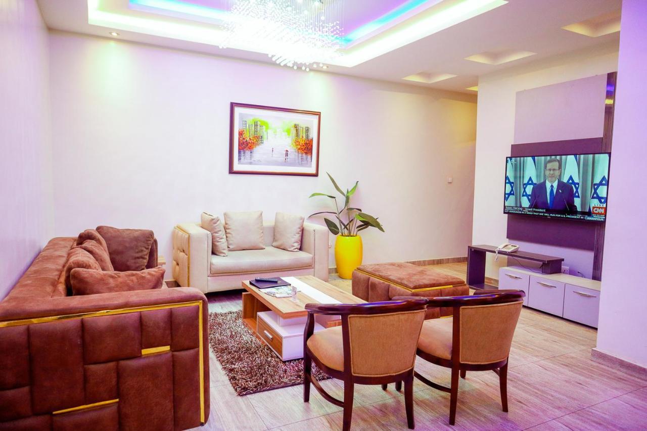 God'S Touch Apartments Signature Λάγος Εξωτερικό φωτογραφία
